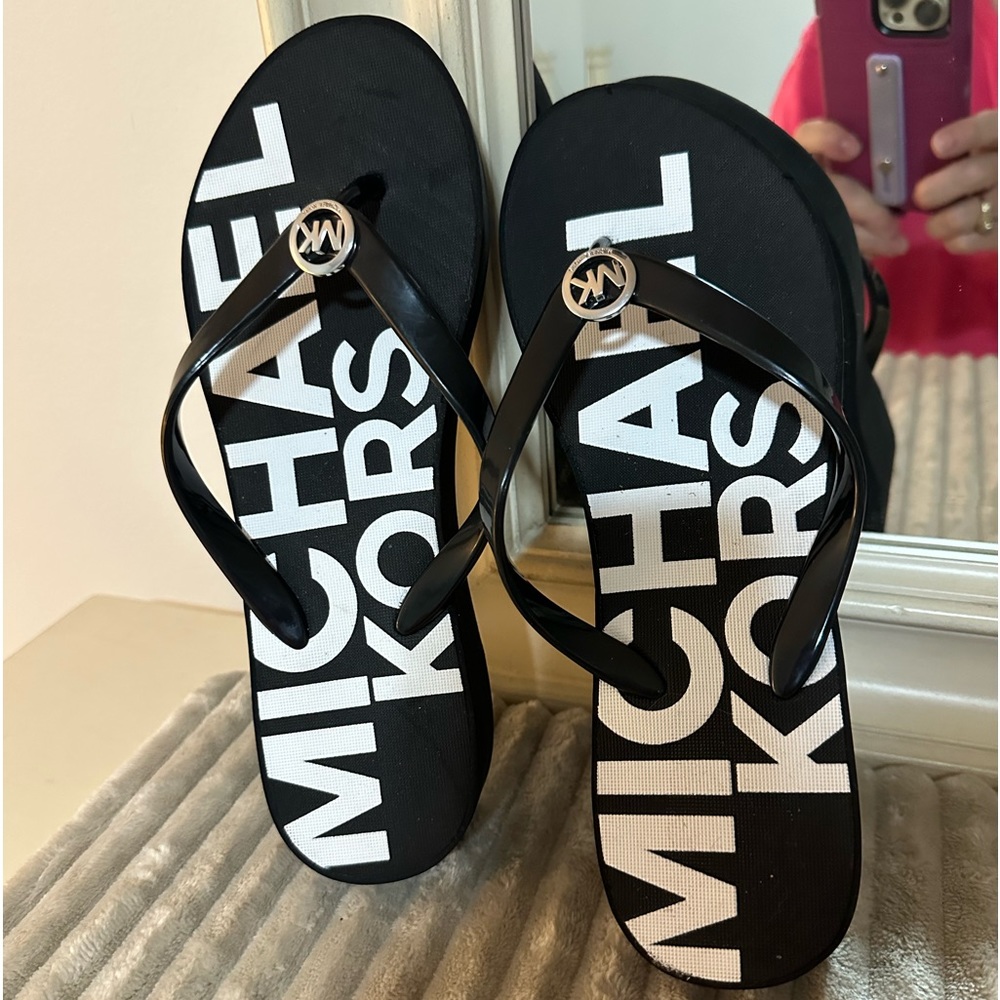 Michael Kors Sandles size 8 New wot